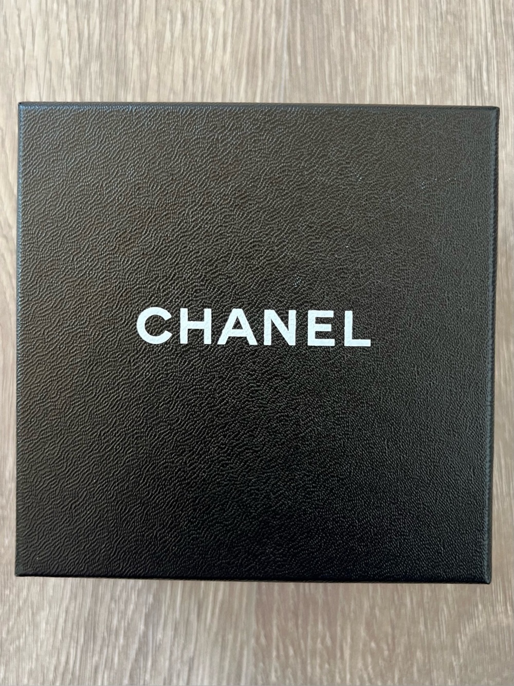 Chanel Box (BB408)